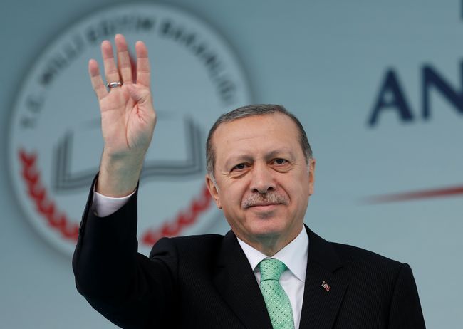 Эрдоган объявил о готовности турецкой авиации начать операцию в Сирии