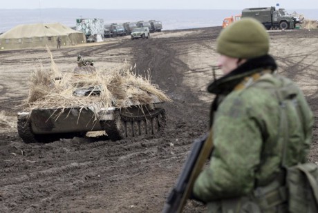 В зоні АТО за добу поранено двох українських військових, ще одного травмовано