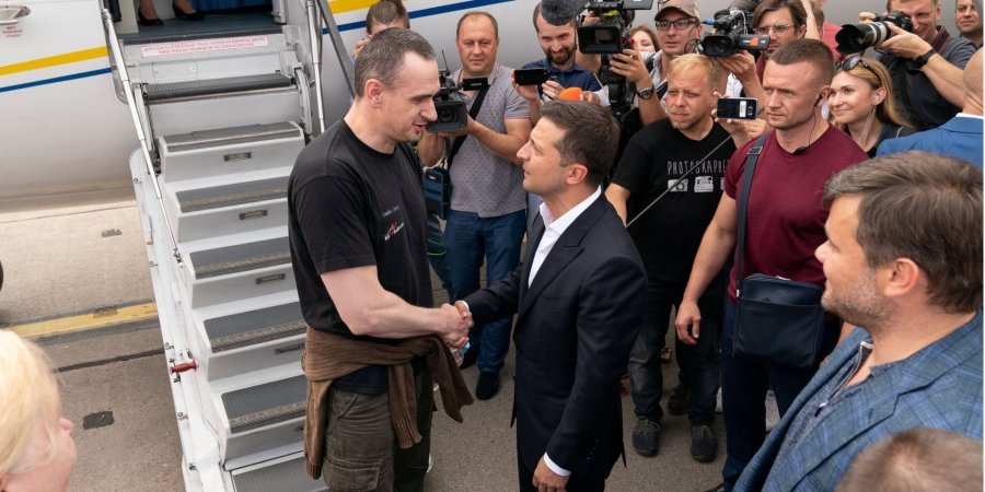 Сенцову та Кольченку організували тимчасове житло