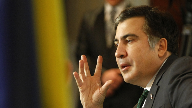 Держприкордонслужба України вилучить у Саакашвілі українські паспорти і поверне до Польщі
