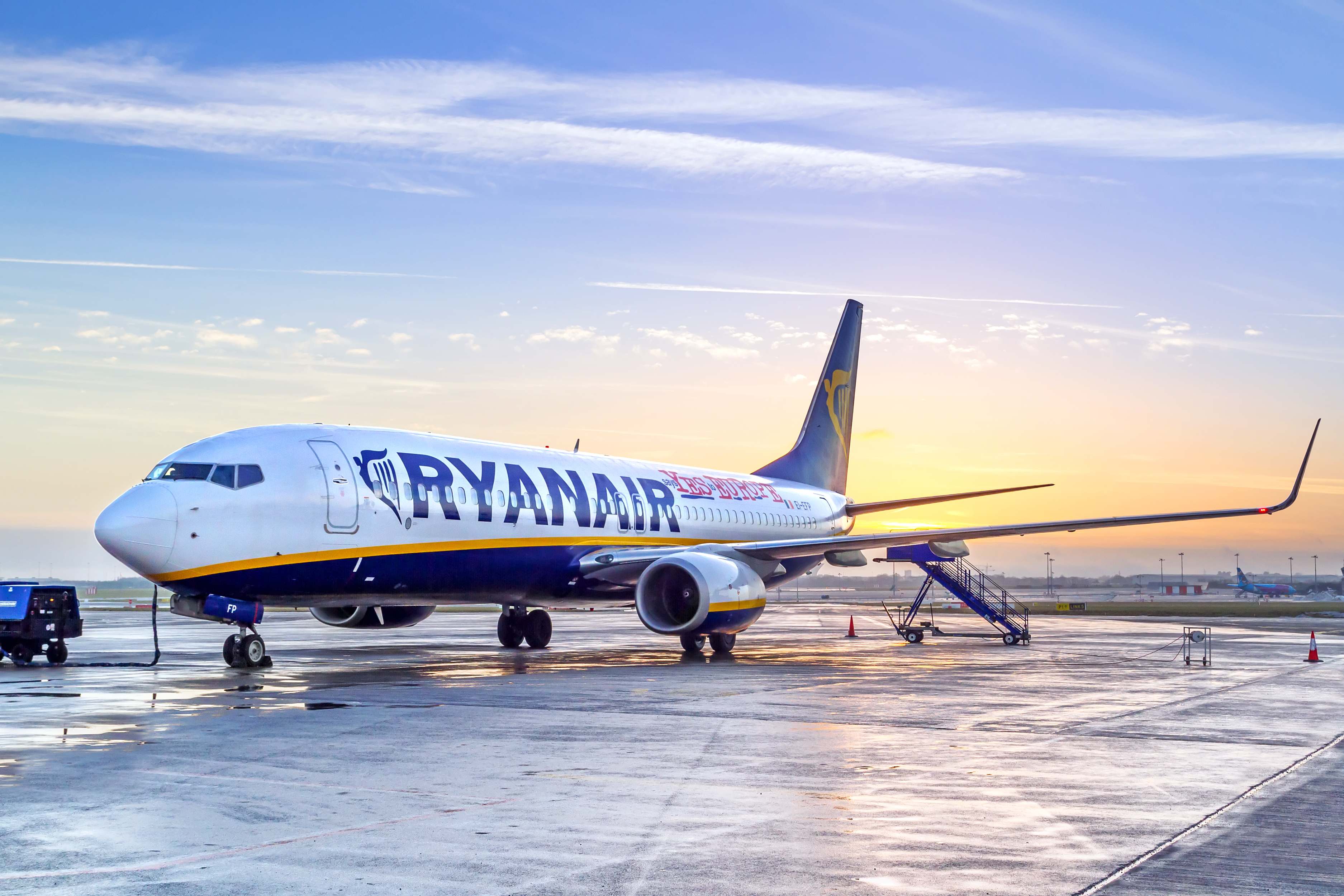 Стало известно, когда Ryanair начнет летать из Львова и столицы Украины