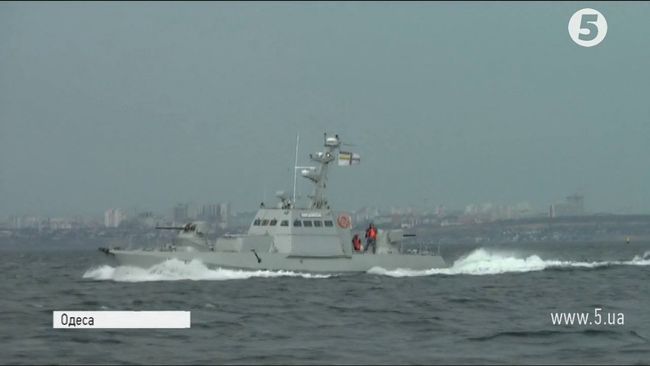 У Чорному морі почалися випробування нових бронекатерів ВМС України