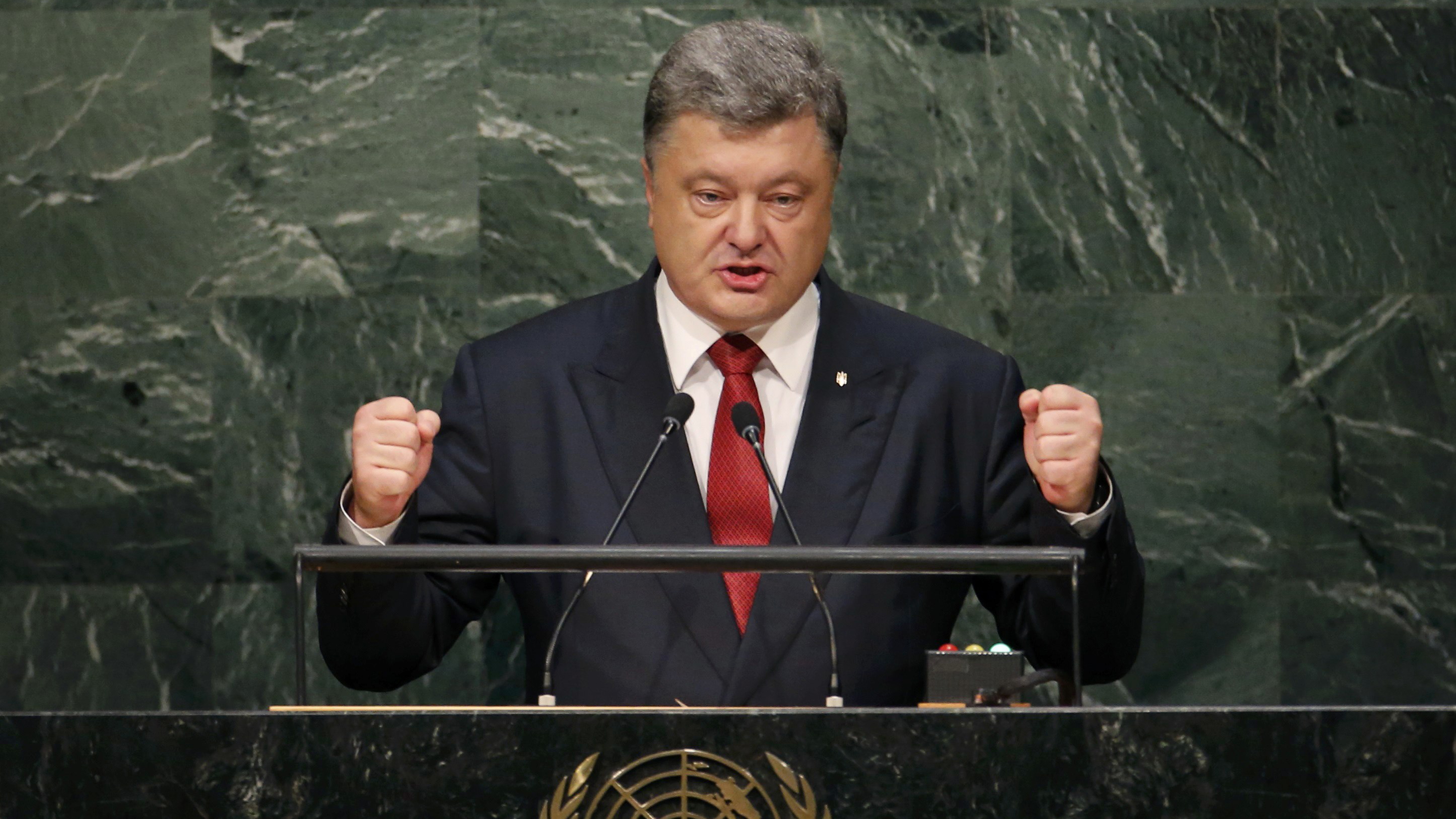 Порошенко: Американское оружие поможет Украине захватить Донбасс