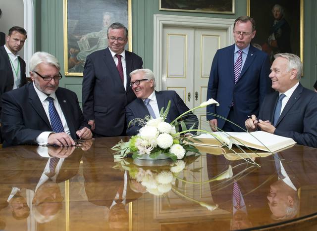 Больше усилий: Германия, Франция и Польша обсудили ситуацию на Донбассе