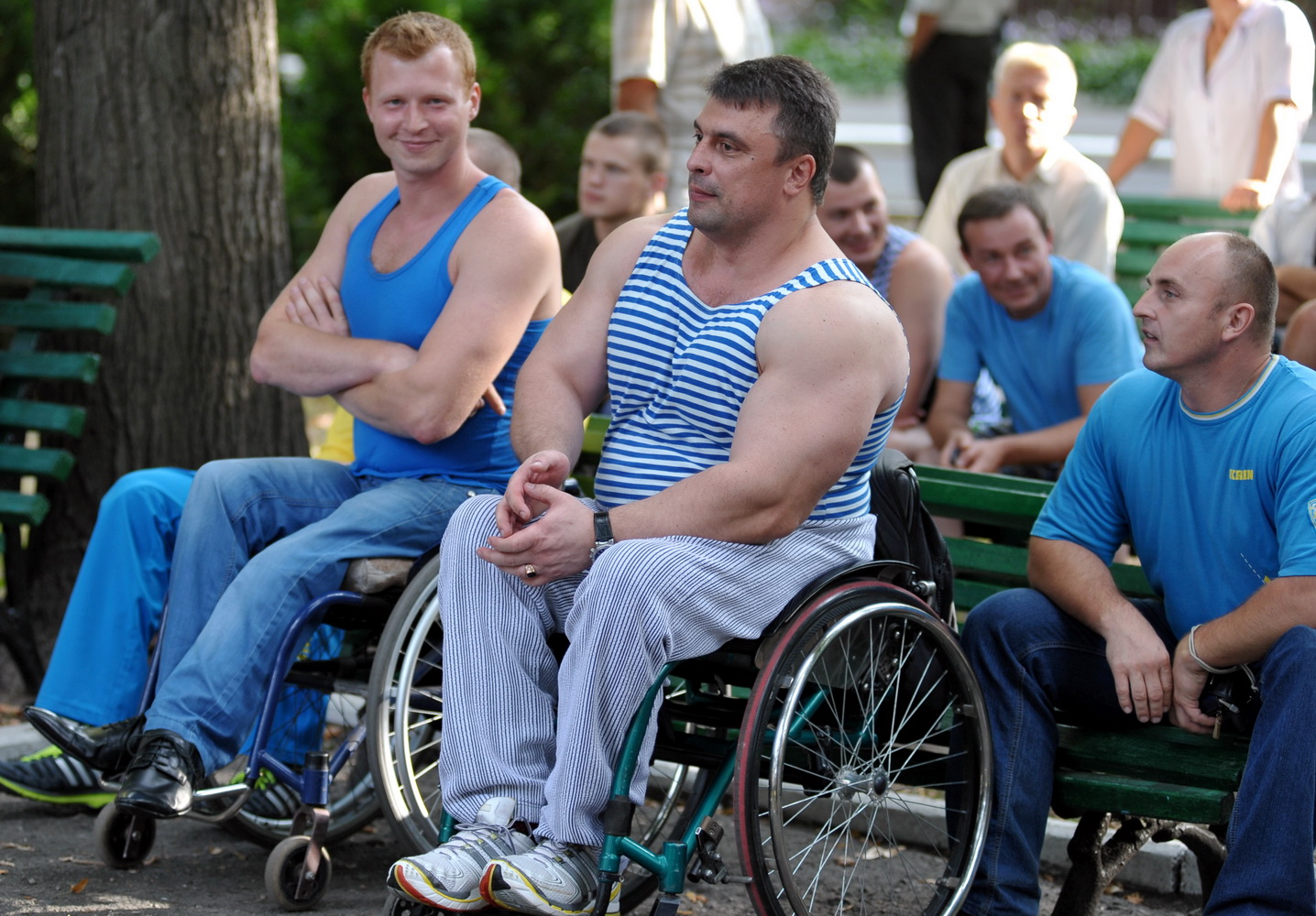Инвалидность украина. Колясочник военный.