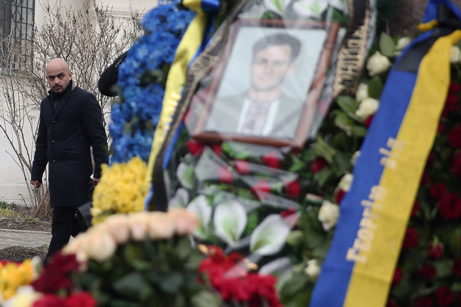 Фото Руслана Канюки. 22 березня цього року тіло Георгія Гонгадзе нарешті було поховано в Києві на Подолі