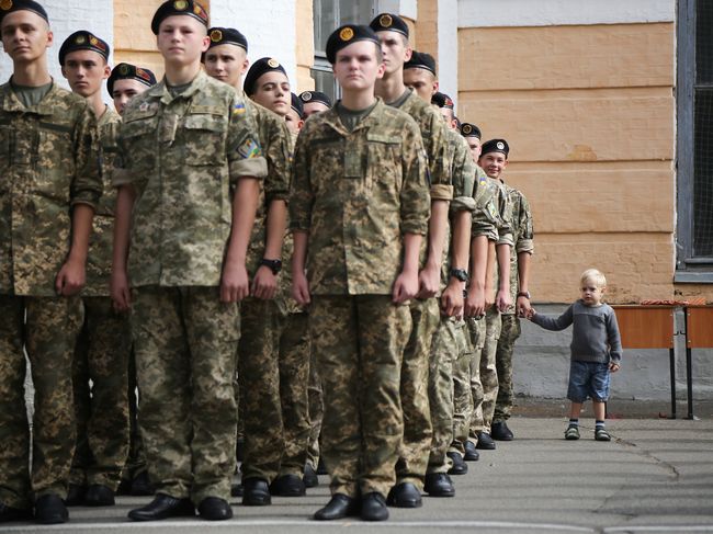 Від Міжнародного жіночого клубу «IWCK» - Носач Віталій - Брат за брата