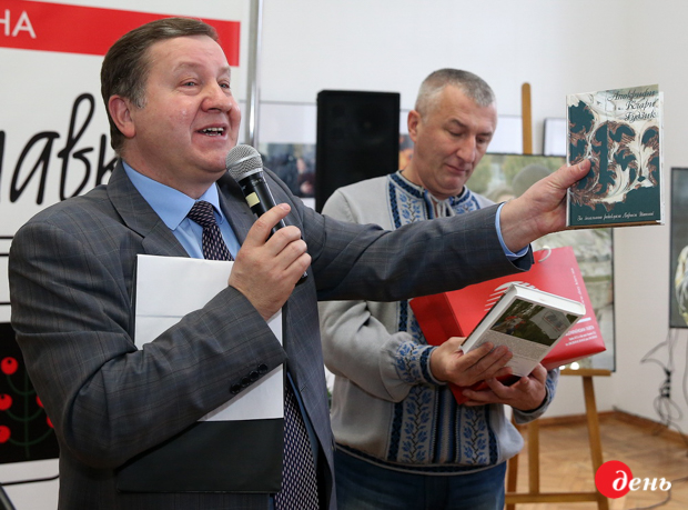 Микола Гриценко
